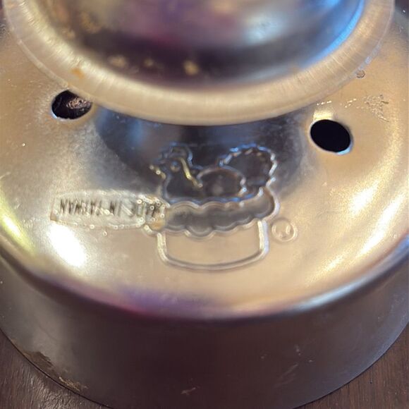 The Pampered chef cut-n- seal sandwich, pastry biscuit tart cutter - Picture 2 of 4